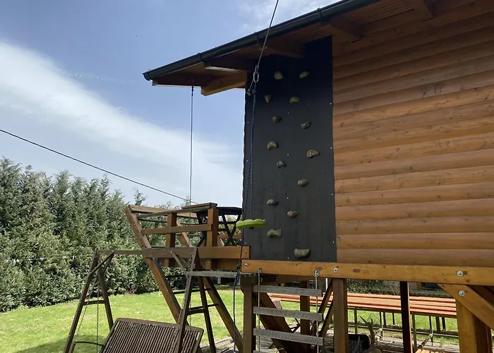 V Lesoparku 아파트 *